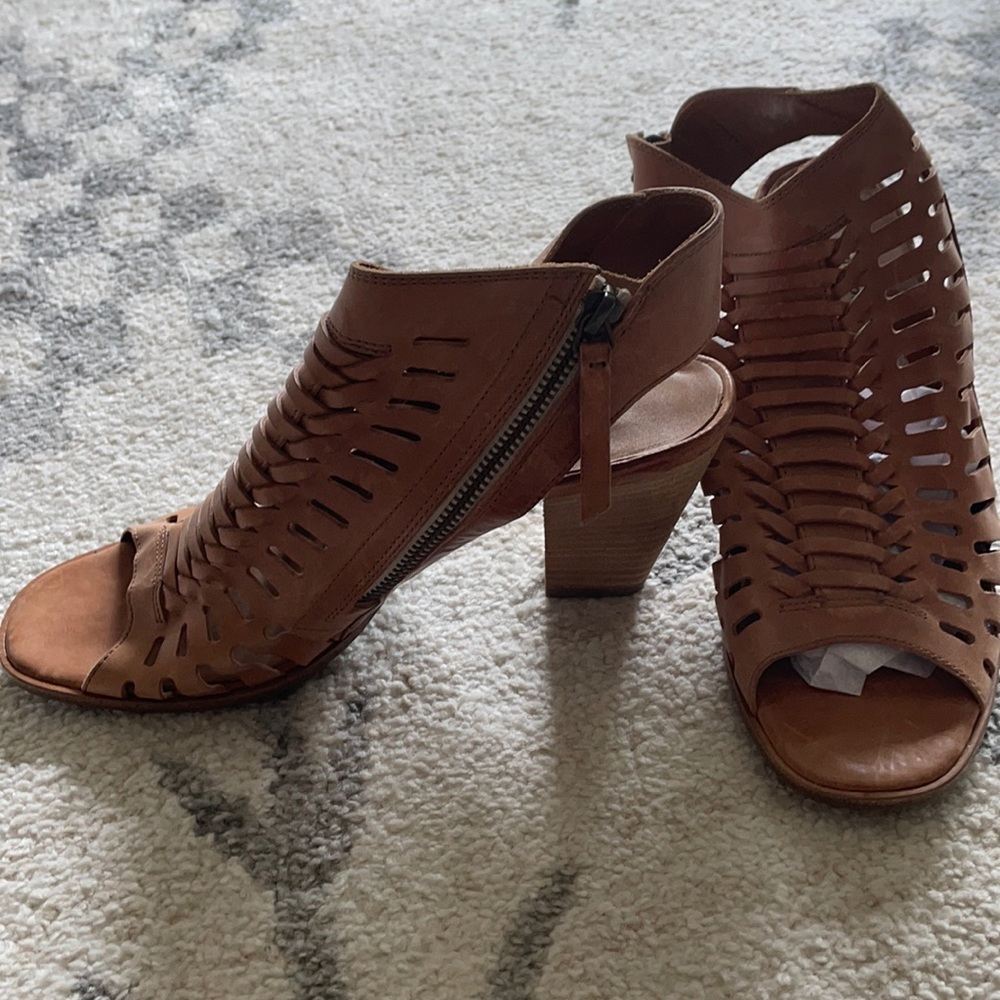 Paul Green Rosa Sandal Woven Peep Toe Bootie Heel